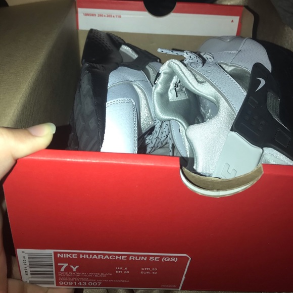 Nike Air Huarache Run SE - Picture 2 of 3